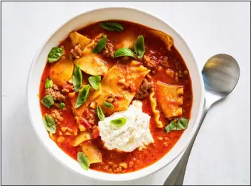  ?? MATT TAYLOR-GROSS — THE NEW YORK TIMES ?? Lasagna Soup. It’s taken Tiktok by storm, but the origins of lasagna soup go much deeper than the internet.