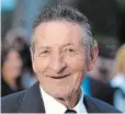  ?? GETTY ?? When most fathers were resting in bed, Walter Gretzky was running a hose over his backyard rink. It was his hockey academy, the classroom where he taught his sons the game.
GEORGE PIMENTEL