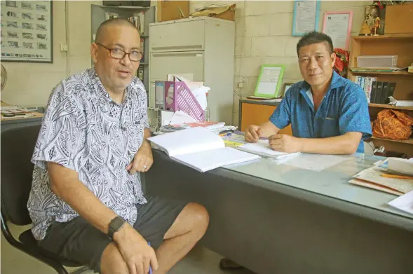  ?? Photo: Ministry of Fisheries ?? Jack Fong (right) and his business partner, Adrianne Chute (seated left) at their office in Raiwaqa.