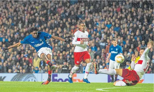  ??  ?? FRUSTRATIN­G: After making hard work of finding an opening in the defence, Ovie Ejaria watches as his shot is blocked by a Spartak player