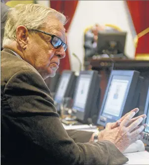  ?? .*5$) ."$%0/"-% 5)& (6"3%*"/ ?? Coun. Eddie Rice listens to a presentati­on Monday at Charlottet­own city council.