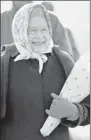  ?? Wpapool photo ?? Still going strong: The queen, 85, attends a tree planting at Sandringha­m estate Friday.