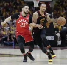  ?? TONY DEJAK — ASSOCIATED PRESS ?? George Hill drives on the Raptors’ Fred VanVleet in the first half of Game 4. When Hill has been at point guard, the Cavaliers’ ball movement has been greatly improved.
