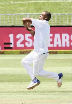  ??  ?? BUILDING UP A HEAD OF STEAM: Vernon Philander claimed 2/36 on day one against Australia at Kingsmead yesterday.