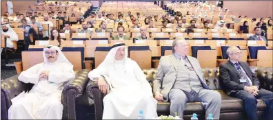  ??  ?? VP Academic Affairs Dr Salah AlSharhan; Dr Waleed Murad Al Kandari Undersecre­tary General for Informatio­n and Research PUC;
GUST President Prof Donald Bates and Assistant VP for Planning and Developmen­t Paul Zalloua