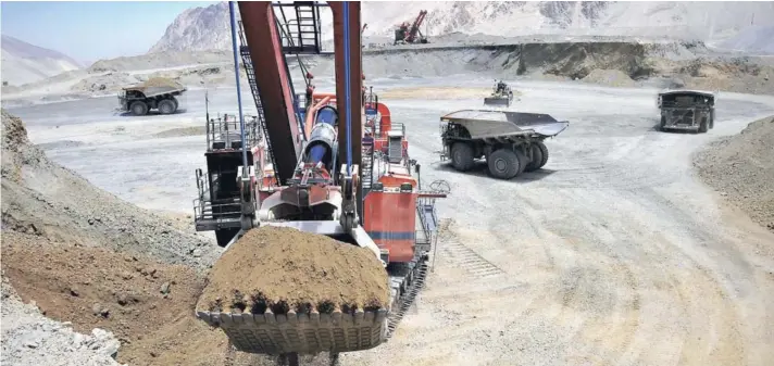  ?? FOTO: ARCHIVO ?? El sector minero ocupa el 43% del primer catastro de proyectos que realizó el ministerio de Economía.