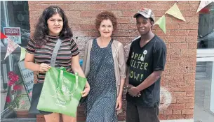  ?? SAMANTHA BEATTIE/TORONTO STAR ?? From left, Andy Villanueva, Helen Armstrong and Toby Nicol attended a local democracy event last week and agreed that citizens need improved representa­tion, no matter the number of wards.