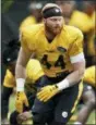  ?? ASSOCIATED PRESS FILE ?? Steelers linebacker Tyler Matakevich (44) runs a drill duringthe team’s practice earlier this offseason.