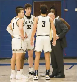  ?? COLLEGE ATHLETICS
COURTESY TRINITY ?? Since transferri­ng from Tulane, Ben Callahan-Gold (32) has been in comfortabl­e surroundin­gs and flourished. Trinity is ranked eighth in Division III men’s basketball.