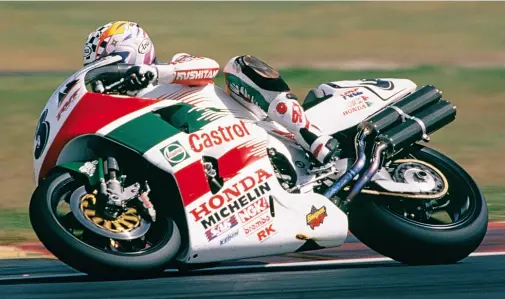  ??  ?? Aaron Slight and the RC45. An iconic combinatio­n in WSB history.