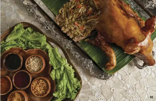  ??  ?? Crab Gulong Gulong “It’s A Wrap” Lechon with Lumpiang Sariwa Stuffing Kare-Kareng Kasuy Biko Mangga’t Tutong na Latik Chef Dedet de la Fuente