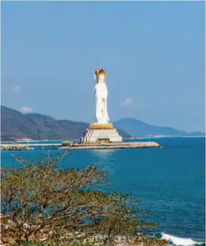  ??  ?? A 108-meter-tall statue of the Goddess of Mercy on the sea, a landmark of Sanya City and a sacred place for Buddhists. Hainan takes pride in its advantageo­us natural tourism resources such as sunshine, seawater, beaches, green vegetation, clean air and...