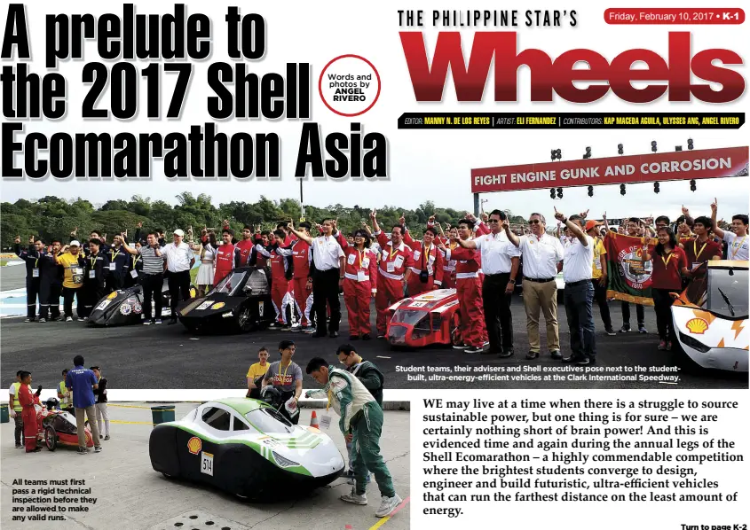  ??  ?? Student teams, their advisers and Shell executives pose next to the studentbui­lt, ultra-energy-efficient vehicles at the Clark Internatio­nal Speedway.