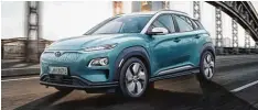  ?? Foto: Thomas von Salomon, dpa ?? Der kann länger: Hyundai bietet den Kona nun auch als Stromer an. Er schafft mit ei ner Batteriela­dung bis zu 470 Kilometer nach WLTP.