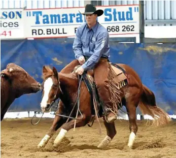  ??  ?? A CUT ABOVE THE REST: Trent Smith competes in the Open Futurity final at the Darling Downs Cutting Club Futurity Show. PHOTO: BEV LACEY