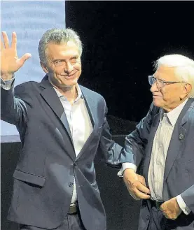  ??  ?? Aniversari­o. Mauricio Macri y Jorge Todesca el último enero.