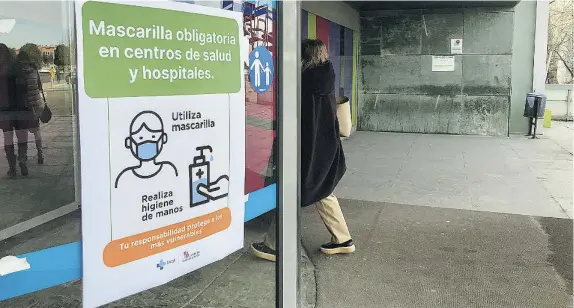  ?? ICAL ?? Los hospitales y consultori­os de Castilla y León ya pueden quitar estos carteles informativ­os