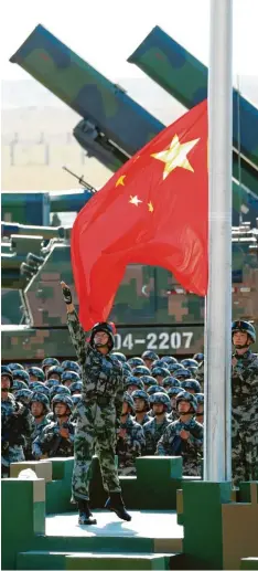  ?? Foto: Pang Xinglei, dpa ?? China zeigt auch militärisc­h zunehmend Stärke.