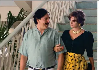  ?? (DR) ?? Javier Bardem con Penélope Cruz en Escobar.