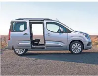  ?? FOTO: DAIMLER ?? Der Opel Combo Life schafft viel weg. Und dabei fährt er – stark motorisier­t – auch noch flott.