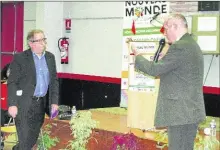  ??  ?? Gérard Onesta. L’ancien vice-président du Parlement européen a rendu hommage à celui qui porte cette liste dans le Tarn-et-Garonne, Serge Regourd, professeur de droite et de sciences politiques :«C’est quelqu’un qui n’a aucune carte, d’aucun parti dans...