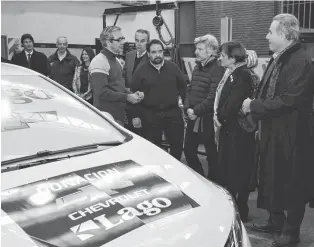  ?? RODRIGO GARCÍA-LA NUEVA. ?? El acto de entrega de la donación a la Escuela Secundaria Técnica Nº 2.