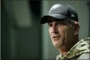  ?? THE ASSOCIATED PRESS ?? Philadelph­ia Eagles offensive coordinato­r Frank Reich speaking with members of the media during a news conference at the team’s NFL football training facility in Philadelph­ia. The Indianapol­is Colts have hired Reich as their new head coach. Team...