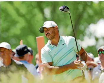  ?? FOTO: SMITH/GETTY IMAGES/AFP ?? Brooks Koepka gewann zwei Mal die US Open. Die ehemalige Nummer eins der Golf-Welt hat eine klare Meinung zu den „Abtrünnige­n“, die für viel Geld bei der saudi-arabischen Tour LIV antreten, aber trotzdem bei den US Open spielen dürfen, und sagt: „Das ist eine beschissen­e Lage.“