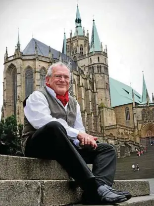  ??  ?? „Ein Leben voller Irrtümer“nennt Professor Wolf Wagner, Ex-Rektor der Fachhochsc­hule Erfurt, seine Autobiogra­fie, die er zur Buchmesse und demnächst in Erfurt vorstellt. Foto: Alexander Volkmann