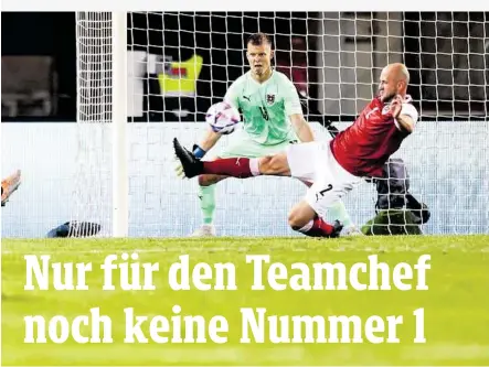  ?? APA ?? ÖFB-Goalie Patrick Pentz war es zu verdanken, dass Österreich gegen Frankreich einen Punkt ergatterte