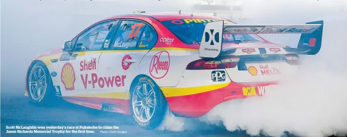  ?? Photo / Getty Images ?? Scott McLaughlin won yesterday’s race at Pukekohe to claim the Jason Richards Memorial Trophy for the first time.