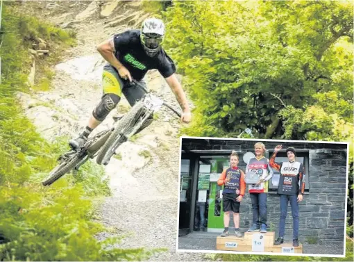 ??  ?? ● Main: Action from the Antur ‘Stiniog downhill biking event. Inset: The top three in the Juvenile event line up on the podium
