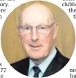  ??  ?? Full of compliment­s: businesswo­man Roberta Fisher and golf club secretary Tom Paterson