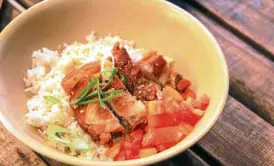  ??  ?? Bagnet rice bowl from Tagpuan