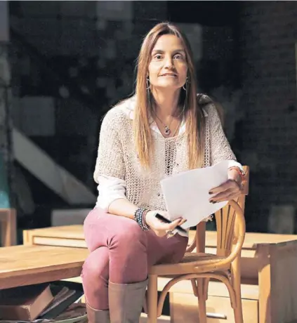  ??  ?? ► María Eugenia Rencoret llegó a Mega en 2014. Foto: Felipe Fredes/Agencia Uno