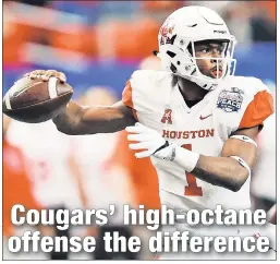  ?? AP ?? PASSING GRADE: Houston quarterbac­k Greg Ward Jr. will lead the Cougars against Oklahoma on Saturday.