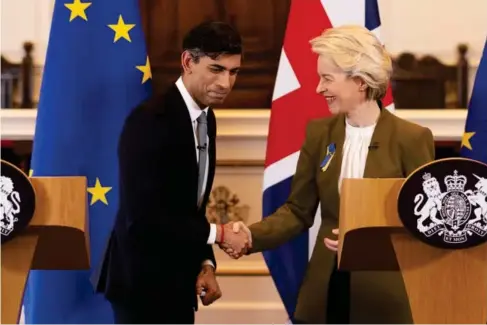  ?? (AP) ?? Rishi Sunak and Ursula von der Leyen announce the Windsor Framework on Monday