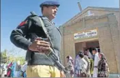  ?? GETTY FILE ?? ■ An armed guard outside a Methodist church in Quetta.