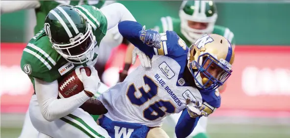  ?? TROY FLEECE ?? Loucheiz Purifoy, left, who re-signed with the Roughrider­s, became a key member of the Saskatchew­an defence after being cut by the Ottawa Redblacks.