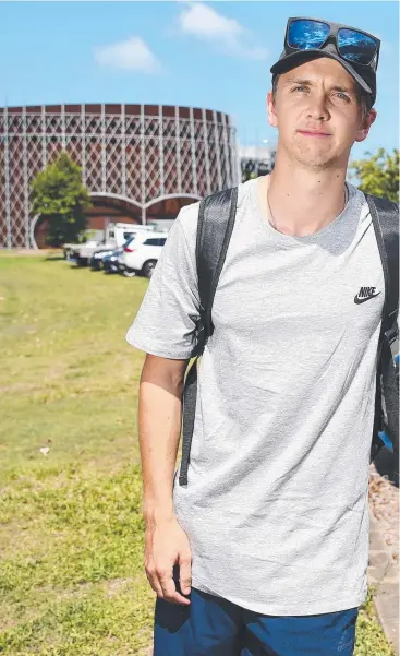  ?? Picture: BRENDAN RADKE ?? FAIR GO: James Cook University third-year exercise physiology student Ben Collins is unhappy about the planned parking charges.