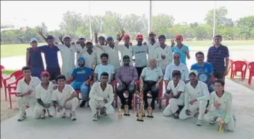  ?? CAL ?? ▪ Aryavart Cricket Academy players pose after winning 3rd Under16 Sandeep Trophy Cricket Tournament in Lucknow on Wednesday.