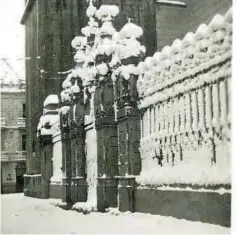  ??  ?? ARXIU VILA-REAL
Vila-real Rejas de la iglesia Arcipresta­l cubiertas de nieve. (( -