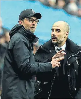  ?? FOTO: MD ?? Klopp y Pep hablan de forma amistosa en un choque entre el City y el Liverpool