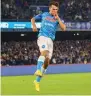  ?? ?? Hirving Lozano celebra uno de sus goles en la temporada 2022-23.