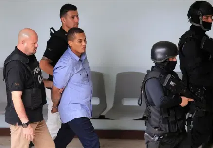  ?? Rafael Pacheco ?? Dinier Estrada Jiménez, conocido como Ojos Bellos, enfrenta una acusación por cinco homicidios, seis tentativas de homicidio y asociación ilícita.