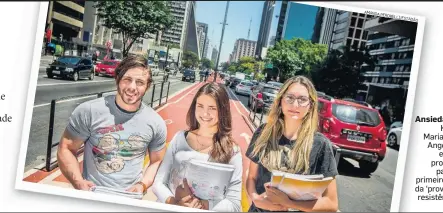  ?? AMAND
A
PEROBE
LLI/ ESTADÃ O ?? Ansiedade. Kalil, Mariana e Angélica estão prontos para o primeiro dia da ‘prova de resistênci­a’