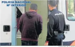  ?? COMISARÍA DE ALMERÍA ?? El arrestado cuando era conducido a dependenci­as policiales. .