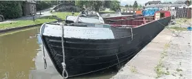  ?? ?? Bainton and Berkhampst­ead moored at Norbury.