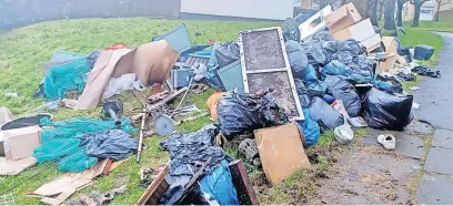  ?? ?? The rubbish that was dumped in Calderwood cost hundreds of pounds to clear up