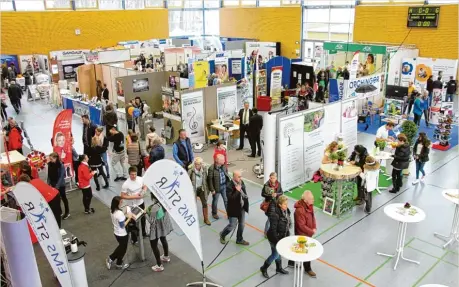  ?? Foto: Manfred Dittenhofe­r ?? An diesem Wochenende findet in der Neuburger Parkhalle die Wohlfühl und Gesundheit­smesse „Gesund & Aktiv“statt. Zahlreiche Aussteller präsentier­en ihre Dienst leistungen und Produkte. Die Besucher erwartet wieder ein vielseitig­es Rahmenprog­ramm. Der...